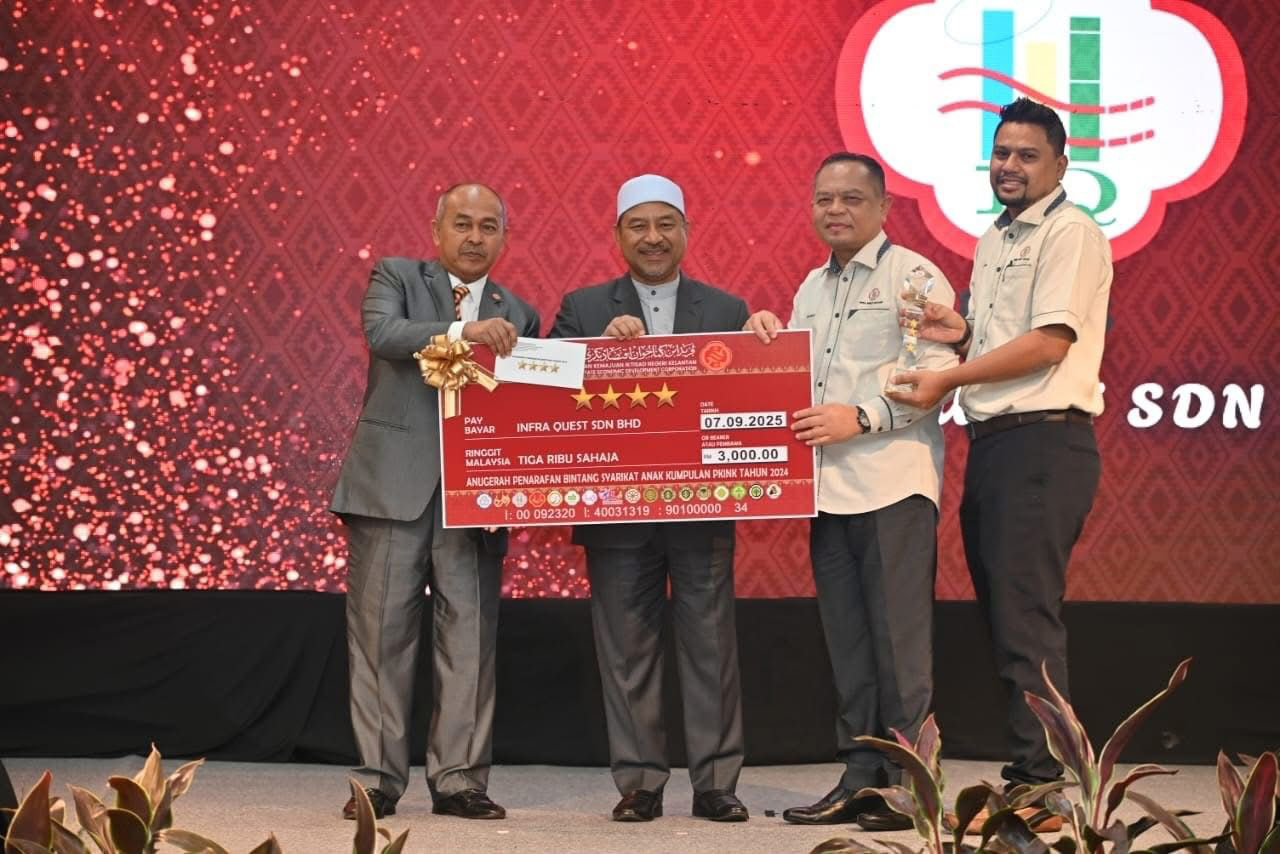 SYARIKAT LADANG SUNGAI TERAH SDN BHD TERIMA PENARAFAN LIMA BINTANG KUMPULAN PKINK TAHUN 2024